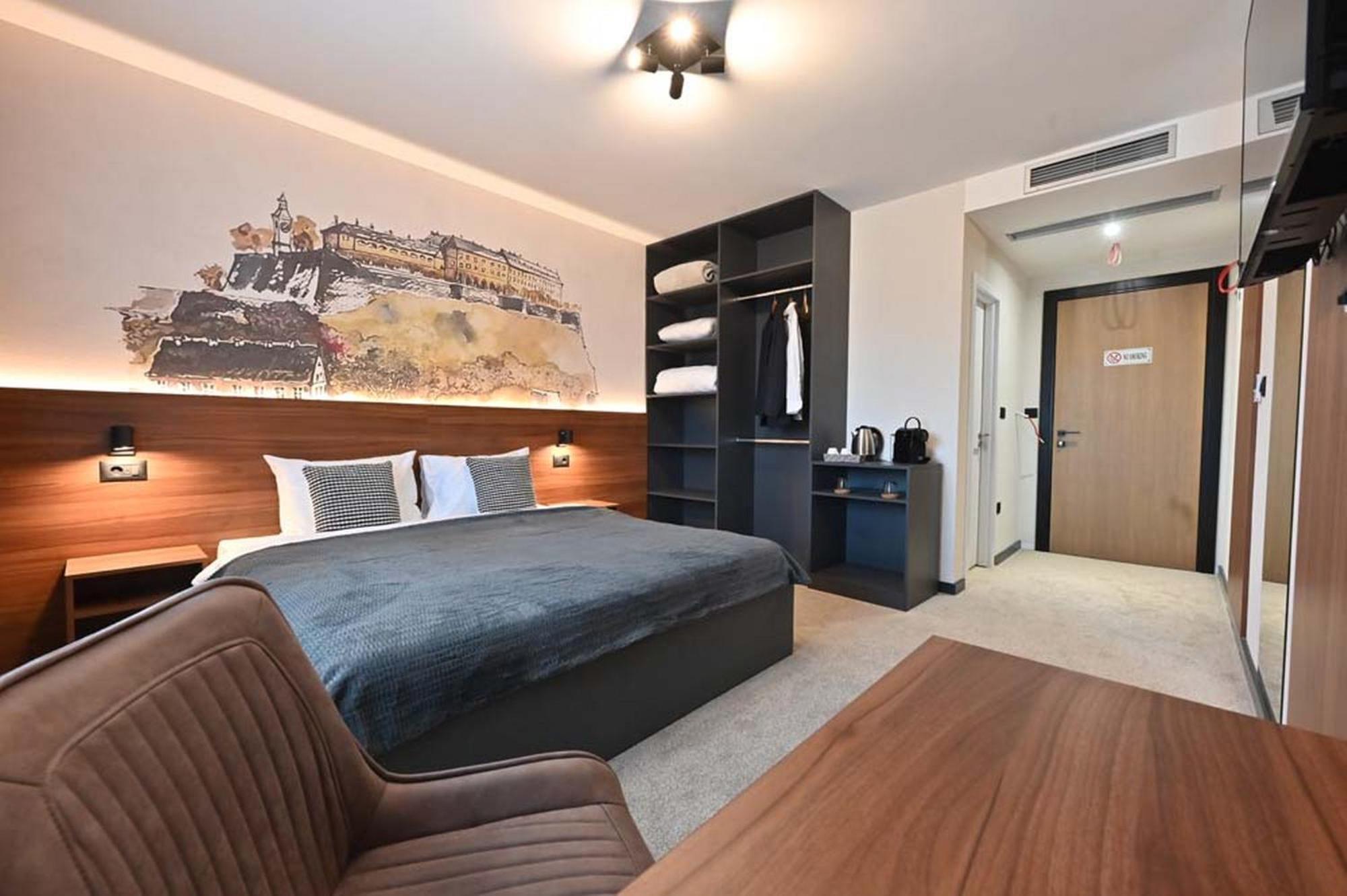 Tvrdjava Rooms - Újvidék Kültér fotó